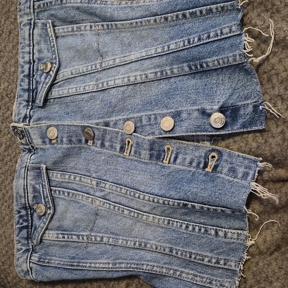 Zara Corset - Excellent Condition.  Didnt fit Me. 😞 - Picture 2 of 3